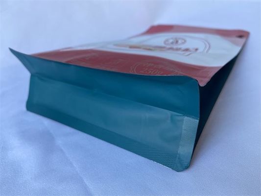 Superficie ULTRAVIOLETA del canalón de las bolsas del acondicionamiento de los bocados metalizada con una cremallera lateral